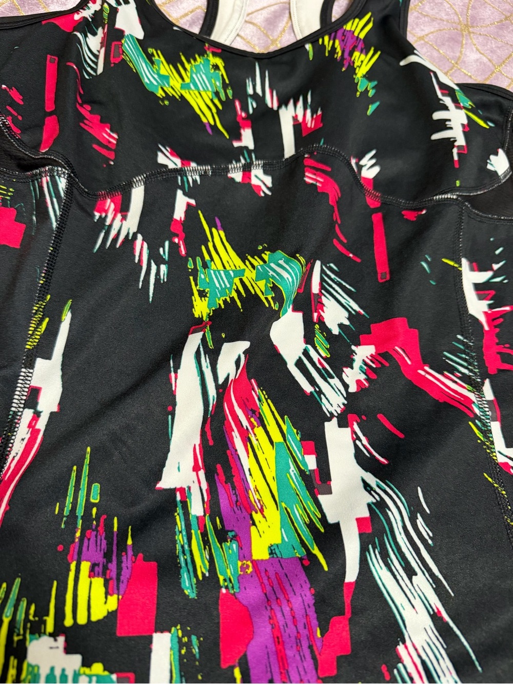 💥 WOMENS FILA Racerback Athletic Tank with Neon Abstract Print - Picture 3 of 10